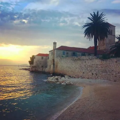 아파트 Civadelic 트로기르